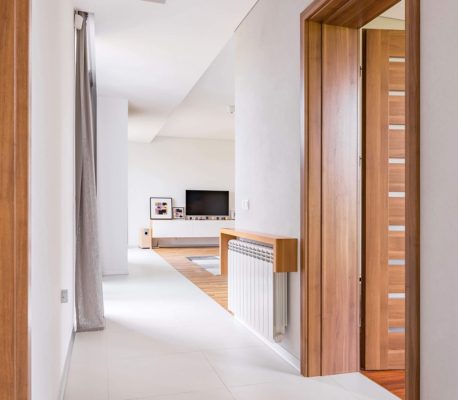 A stílusos otthon alapköve a beltéri ajtó beépítés